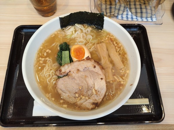 「らぁ麺　塩」@麺や ぱんだの写真