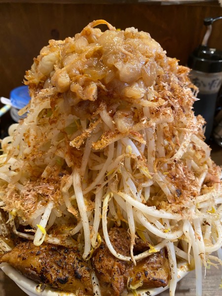 「ラーメン　全増増　生たまご　炙り」@めん屋 五坊の写真