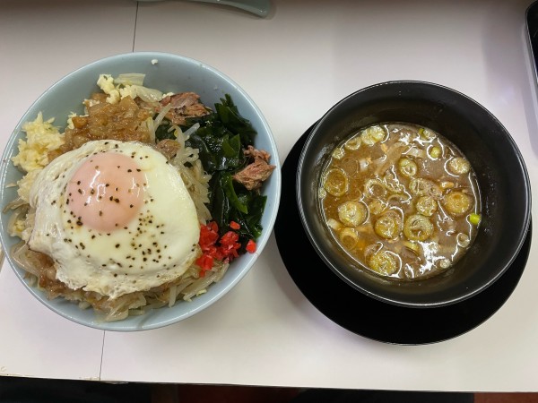 「つけめん　全マシ　目玉焼き」@ラーメン道 時の鐘の写真