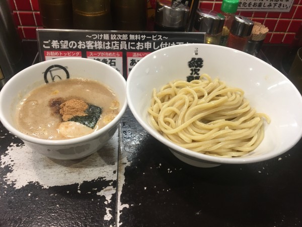 「つけ麺」@つけ麺 紋次郎 大阪駅前第二ビル店の写真