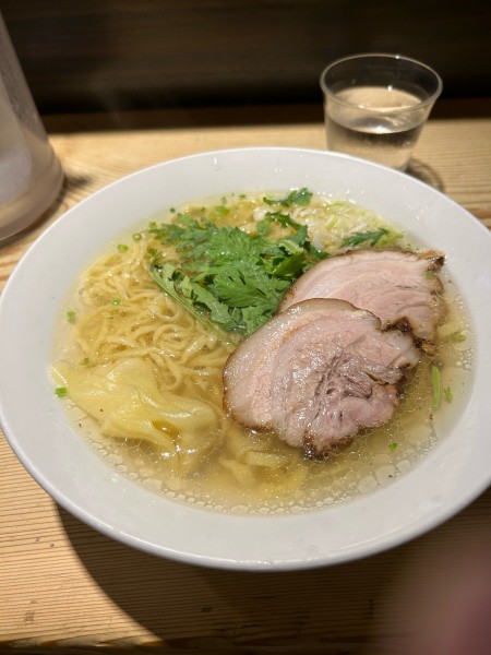 「本丸塩らー麺」@横濱元町 本丸亭 横浜店の写真