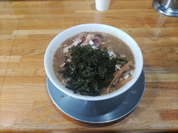 「中華そば＋バラ海苔(中脂)」@中華そば136の写真