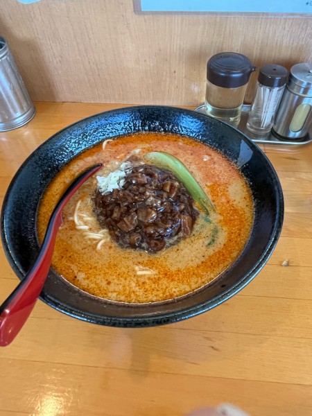 「きんとうん麺　辛　ラーパスで大盛」@きんとうんの写真