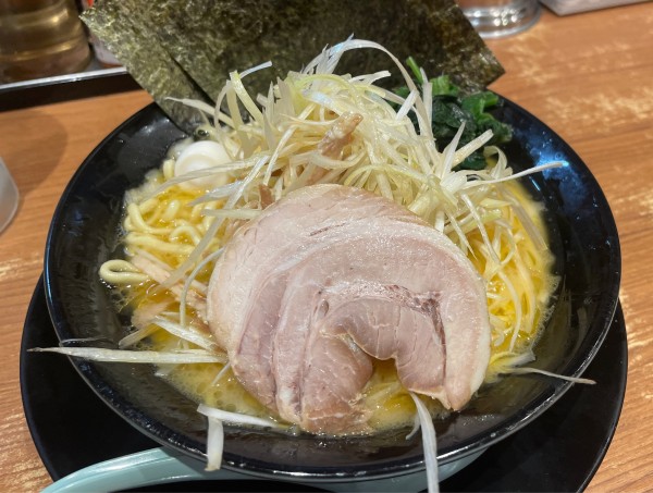 「ネギラーメン」@代々木商店の写真