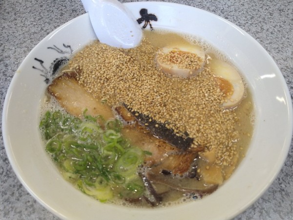 「拉麺 ＋ 半熟」@大龍ラーメン 合川店の写真