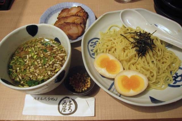 「ちゃーしゅうざるらーめん　1,200円＋縁たま　150円」@与ろゐ屋の写真