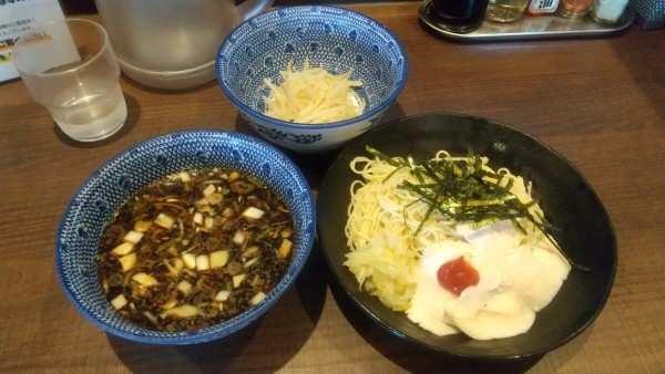 「柚子香る冷やしつけ麺（麺大盛）900円」@ラーメン・つけ麺 笑福 鳥取店の写真