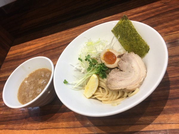 「魚介豚骨つけ麺」@吉み乃製麺所の写真