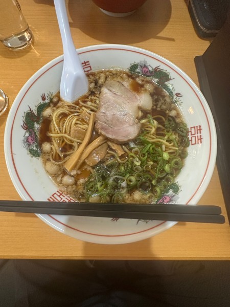 「黒い中華そば　890円」@西國やの写真