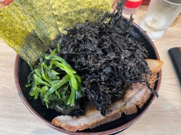 「ラーメン680円＋岩のり150円」@ラーメン桜道の写真