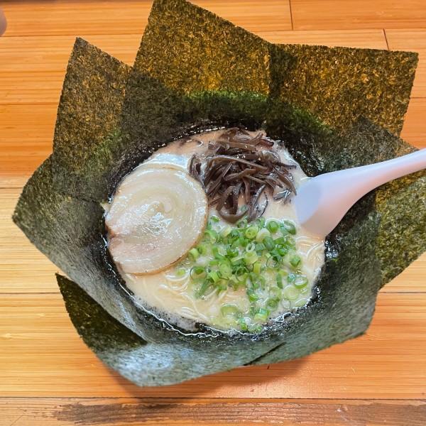 「豚骨らーめん　のり」@コハクノトキの写真