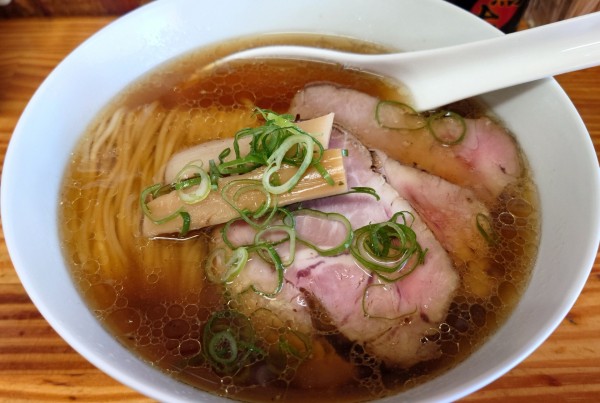 「名古屋コーチンの極上炙り肉中華そば」@中華そば よしかわの写真