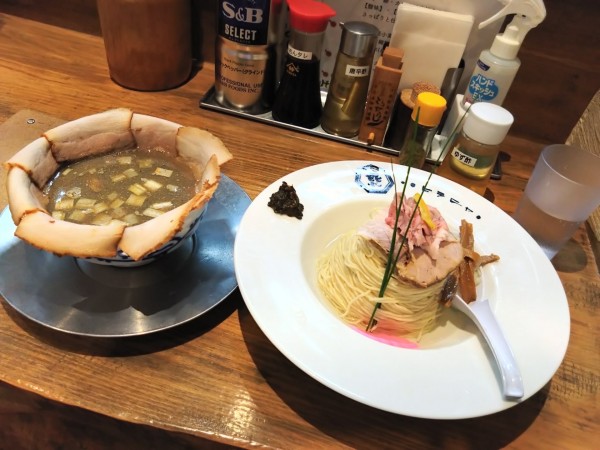 「限定 肉つけそば中 生七味 950円」@中華そば ひらこ屋 㐂ぼしの写真