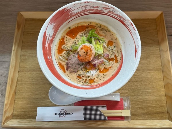 「ハーブ香るトマトの冷やし濃厚えびそば」@えびそば 緋彩の写真