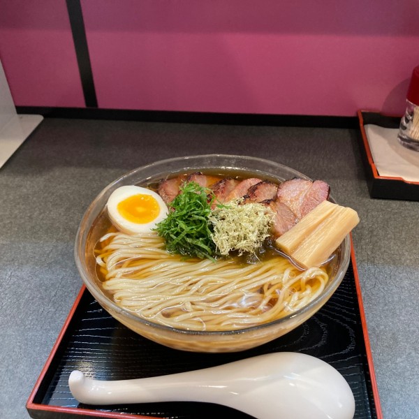 「冷し醤油らぁ麺~宗田鰹と昆布~」@らぁ麺 幸跳の写真