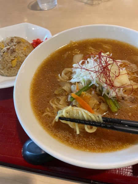 「蔵味噌野菜らーめん&チャーハン」@らーめん村里木 友部SA（下り）の写真