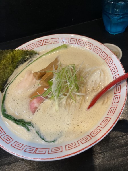 「鳥白湯　醤油」@らぁ麺すみれ堂の写真