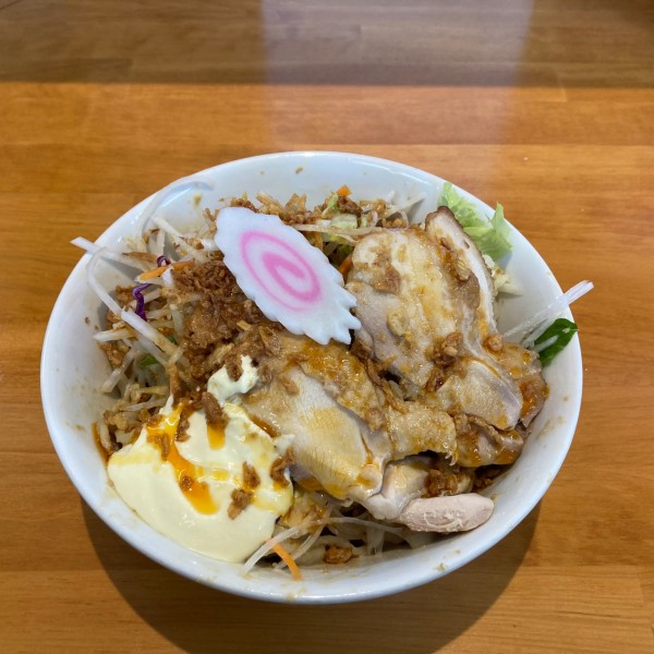 「【限定】冷やし中華300g」@ラーメン吉 麺どくせぇの写真
