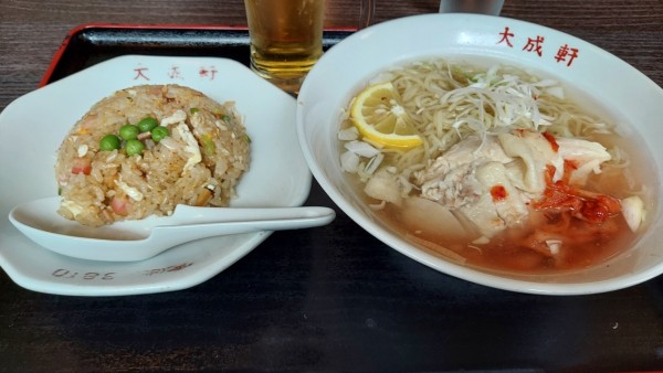 「冷やし鶏そば半炒飯set 850円」@中華料理 大成軒の写真