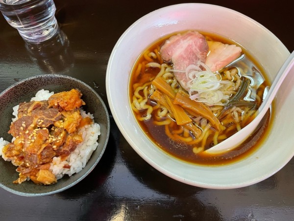「醤油ラーメン」@らーめん奏の写真