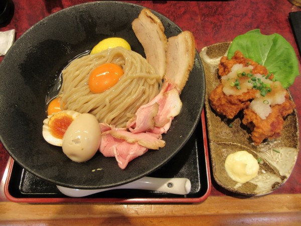 「限定　ＴＫＭ大盛（９４６円）＋生卵＋若鶏のみぞれ和え」@みそ神の写真