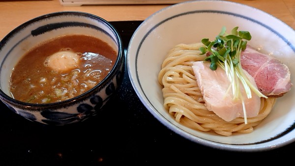 「鶏魚介のつけ麺」@つけ麺 いな月の写真