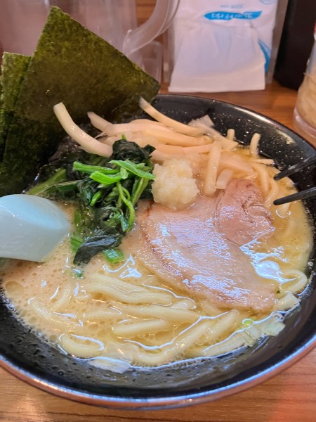「ラーメン」@横浜家系ラーメン 壱角家 国領店の写真