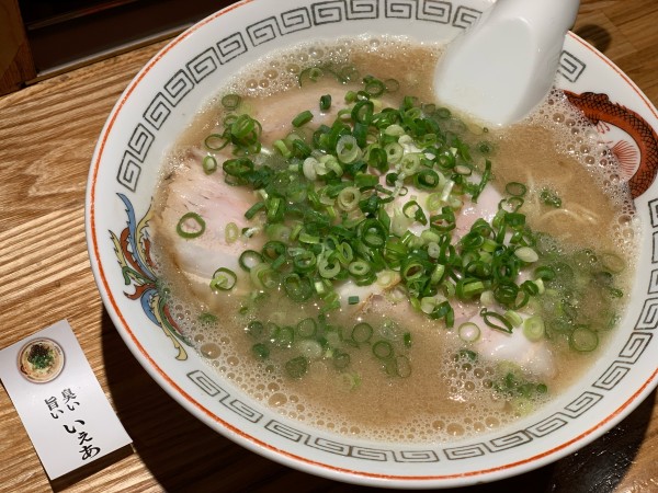 「博多ラーメン」@博多ラーメン でぶちゃん 高田馬場本店の写真