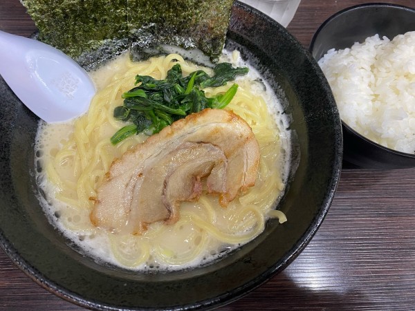 「ラーメン　塩　800円」@横浜家系ラーメン 上昇気流の写真