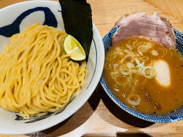 「濃厚特製つけ麺大盛」@めん徳 二代目 つじ田 福岡空港店の写真