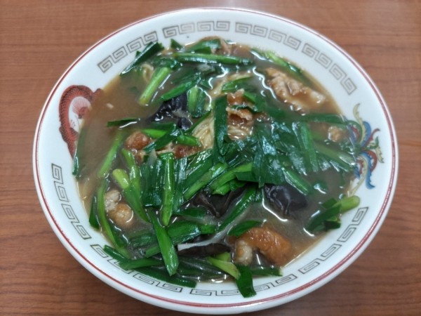 「ニラソバ」@すずきの写真