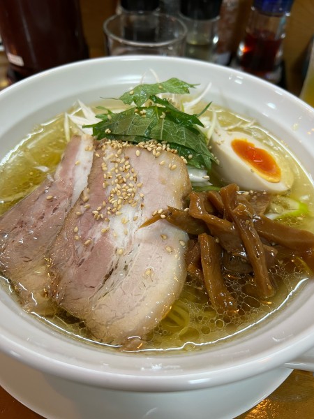 「ラーメン塩」@きん華飯店の写真