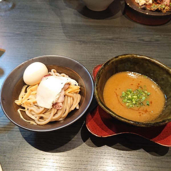 「純鶏つけ蕎麦味玉トッピング」@論露に不二の写真