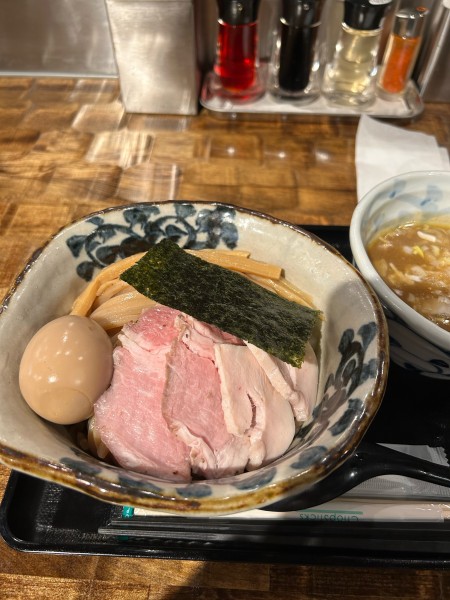 「特級龍介つけ蕎麦（大）」@特級鶏蕎麦 龍介 PLAY atre TSUCHIURA店の写真