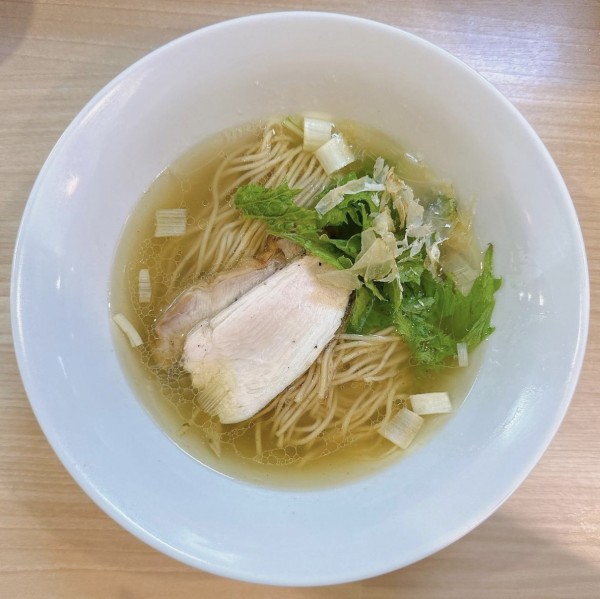 「塩らぁ麺」@そば～じゅの写真