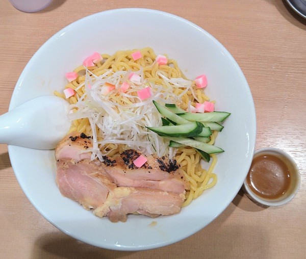 「冷やし中華【夏季限定】」@らぁ麺 くろ渦の写真