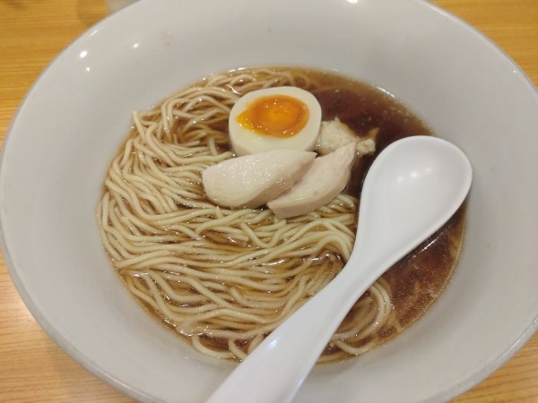 「鶏そば醤油？」@支那そば 一本気の写真