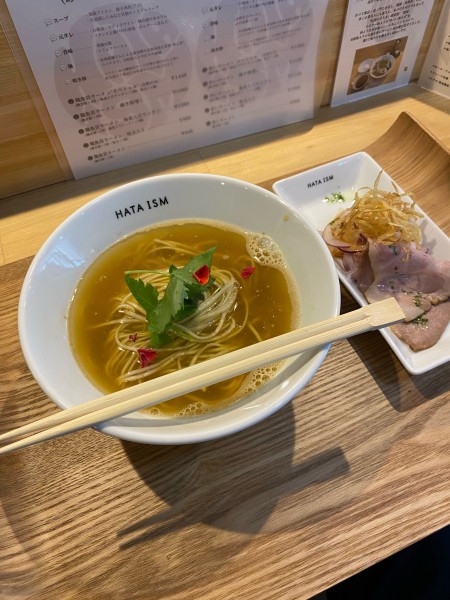 「鶏魚貝ラーメン（あっさり醤油仕立て）」@ハタイズムの写真
