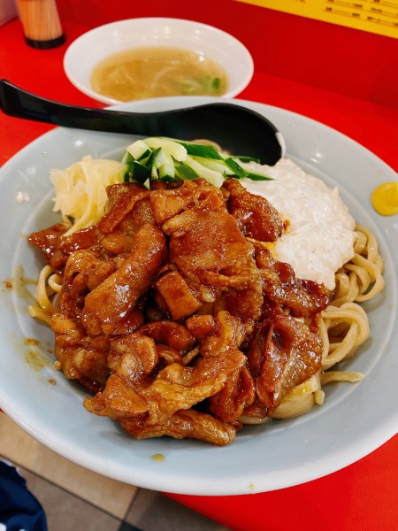 「凄い冷やし中華」@立川マシマシ 太田店の写真