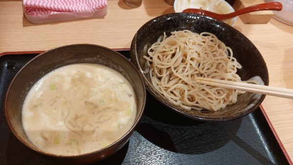 「濃厚つけ麺」@鶏白湯 美富の写真