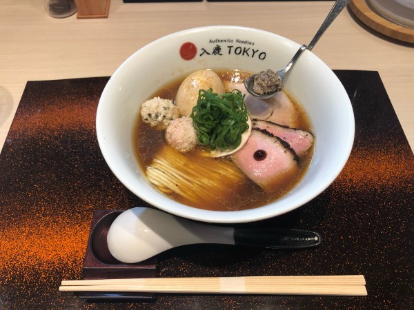 「特製ポルチーニ醤油ラーメン」@入鹿TOKYOの写真