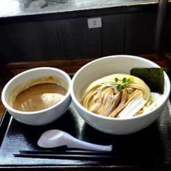 つけ麺 (大盛)