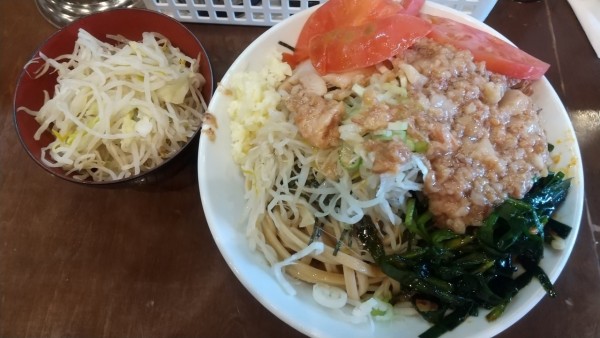 「冷やし中華、現金トッピングニラ」@麺屋 歩夢の写真