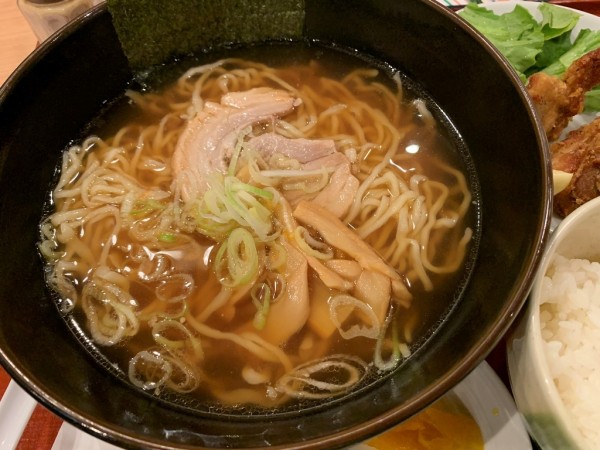 「醤油ラーメン」@食彩厨房 いちげん 新松戸店の写真