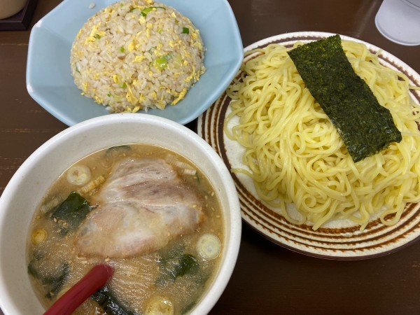 「魚介つけ麺　750円　チャーハンセット250円」@長浜や 赤羽店の写真