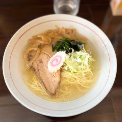 しおらーめん  750円