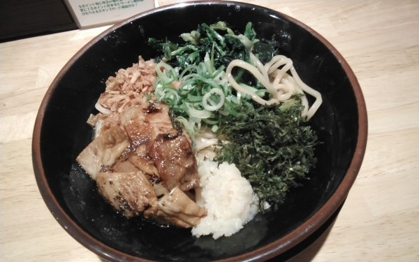 「豚骨醤油まぜそば　¥980」@らーめん みふくの写真