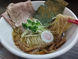 「鴨だし淡麗醤油(800)」@麺屋 煮干と鶏 ひんなの写真