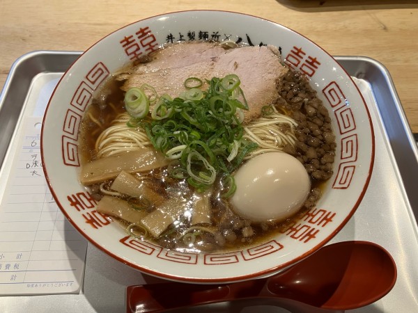 「尾道ラーメン　大盛り　味玉」@八じゅう 渋谷店の写真
