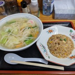 タンメン＋半ソースチャーハンセット